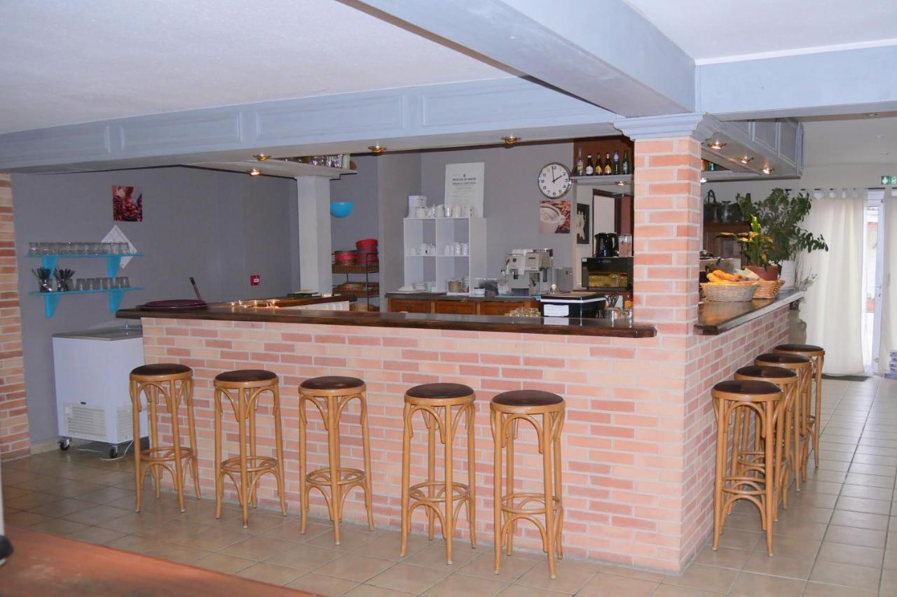 Hotel Restaurant Du Lac Graulhet Kültér fotó